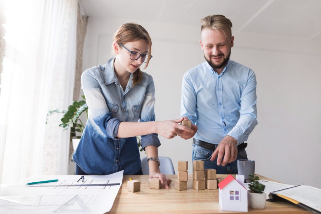 Investindo em Fundos Imobiliários. Diversificando seus investimentos com pouco dinheiro e ainda recebendo renda passiva mensal.